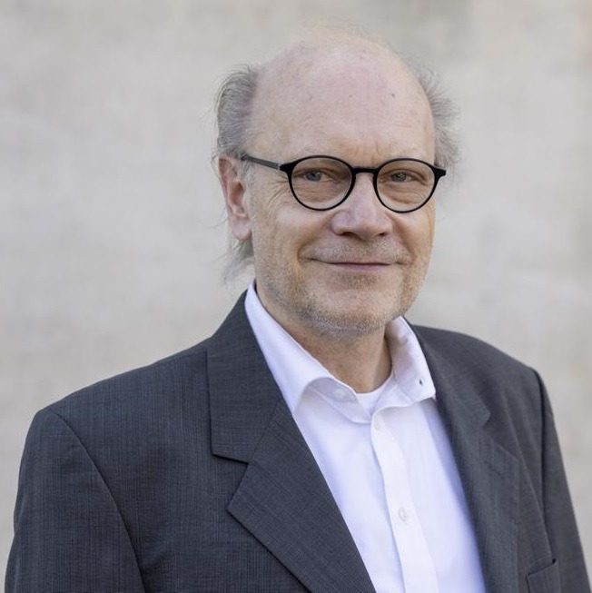 Prof. Dr. Jörg Arnold